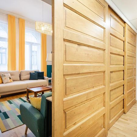 Live Star Apartment Budapest Exteriör bild
