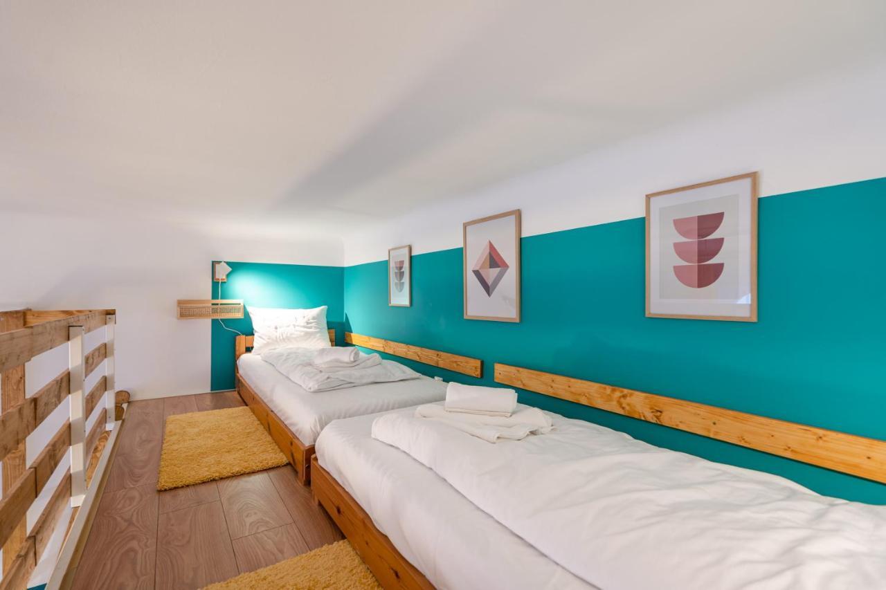 Live Star Apartment Budapest Exteriör bild