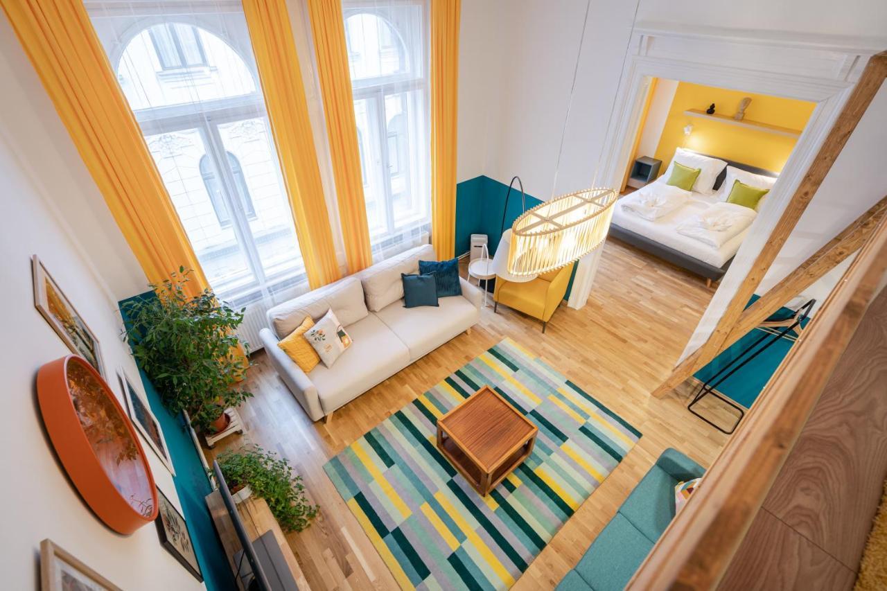 Live Star Apartment Budapest Exteriör bild